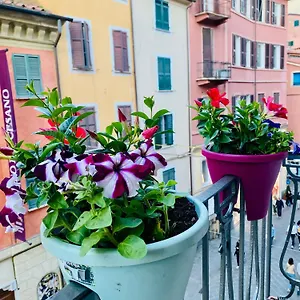https://cinque-terre-casa-gina.hotelitalianriviera.com